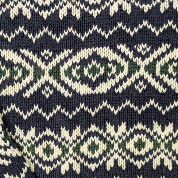 GAP Men's Navy and Cream Patterned Crewneck Sweater - Picture 3 of 5